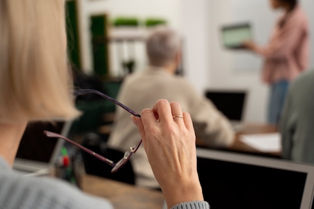 鲸鱼到底是怎样从陆地四肢动物下海进化而来？