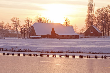 从昆明到福建坐火车到多少个小时？